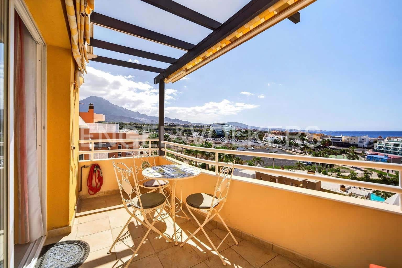 3 bedroom Apartment for sale in La Caleta with pool garage - € 780,000 (Ref: 9769948)