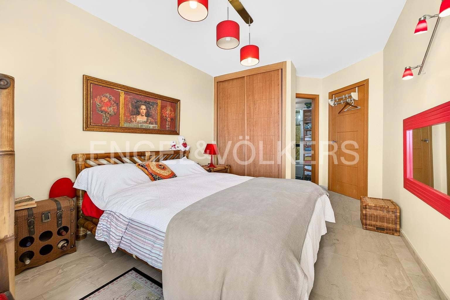 3 bedroom Apartment for sale in La Caleta with pool garage - € 780,000 (Ref: 9769948)