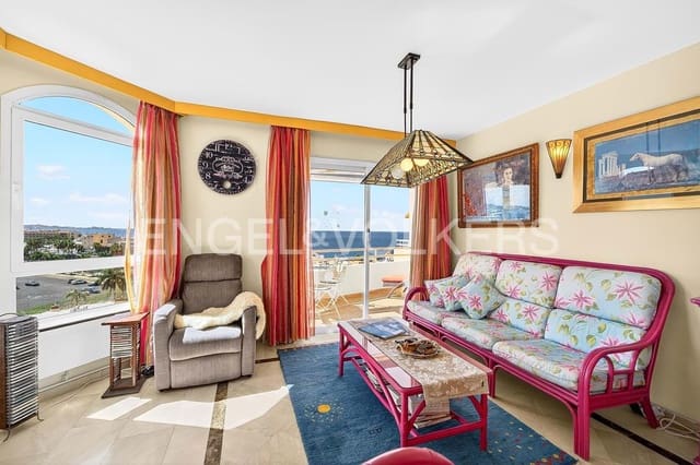 3 soveværelse Lejlighed til salg i La Caleta, Valverde med swimmingpool garage - € 780.000 (Ref: 9769948)