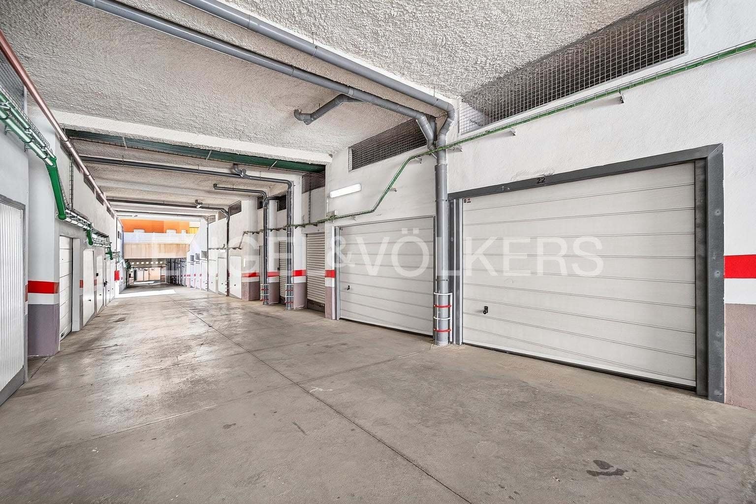 3 bedroom Apartment for sale in La Caleta with pool garage - € 780,000 (Ref: 9769948)