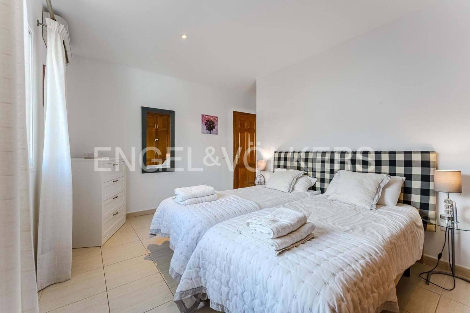 6 chambre Villa/Maison à vendre à Playa de la Arena avec piscine garage - 1 280 000 € (Ref: 9809397)