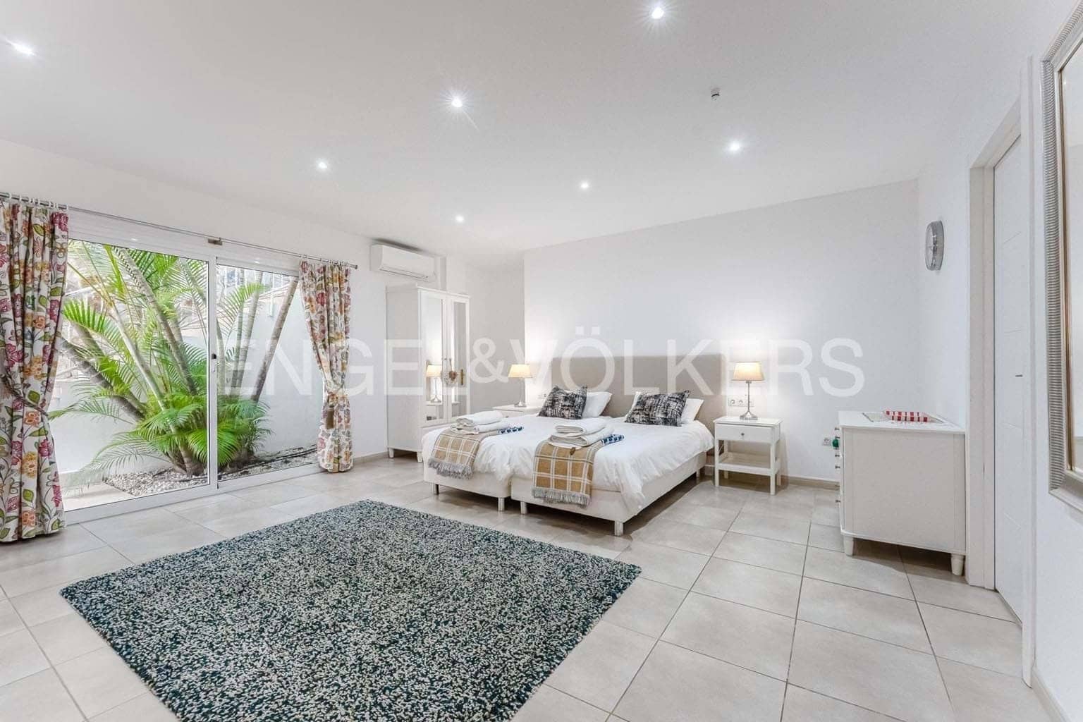 6 chambre Villa/Maison à vendre à Playa de la Arena avec piscine garage - 1 280 000 € (Ref: 9809397)