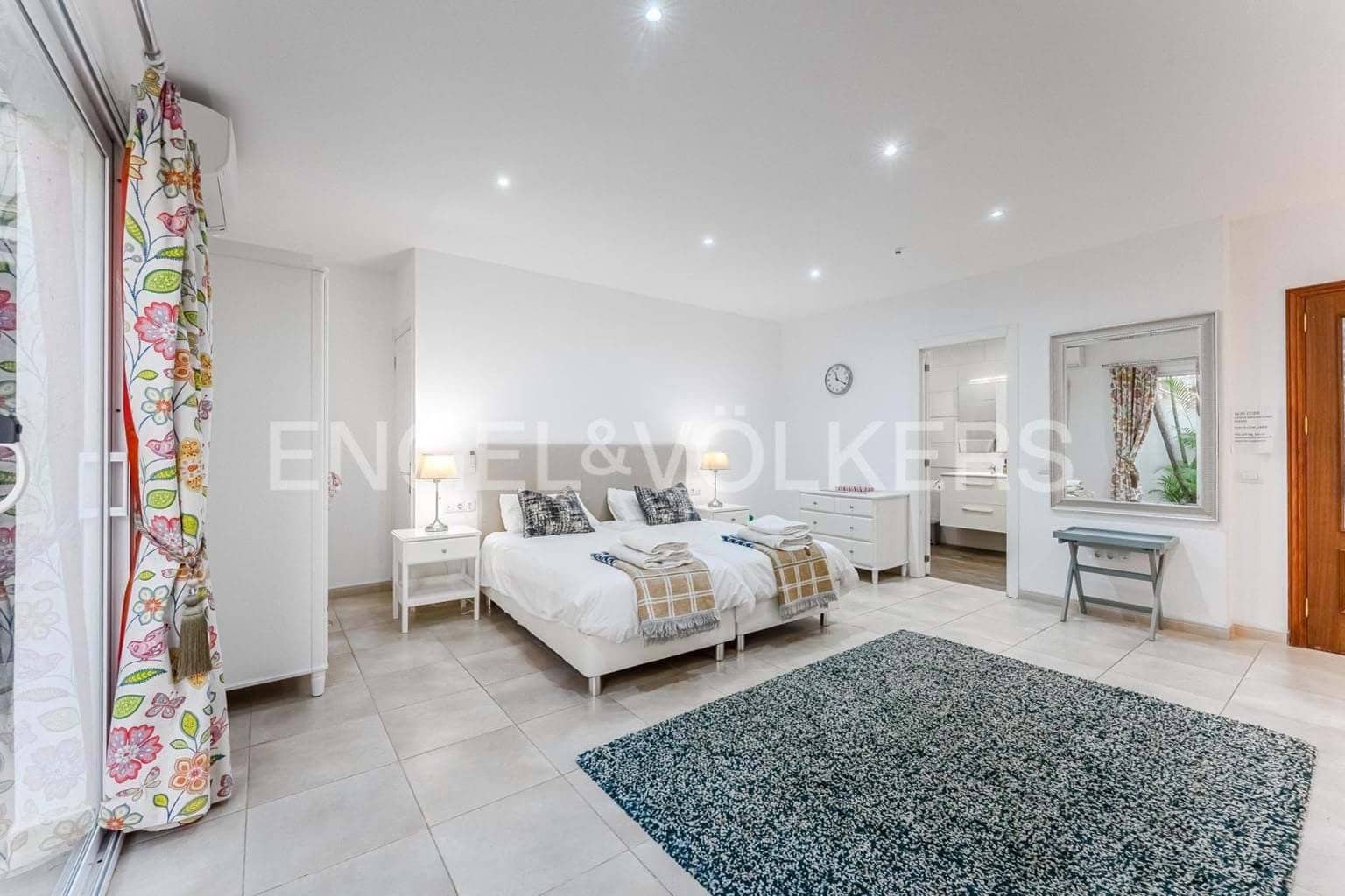 6 chambre Villa/Maison à vendre à Playa de la Arena avec piscine garage - 1 280 000 € (Ref: 9809397)