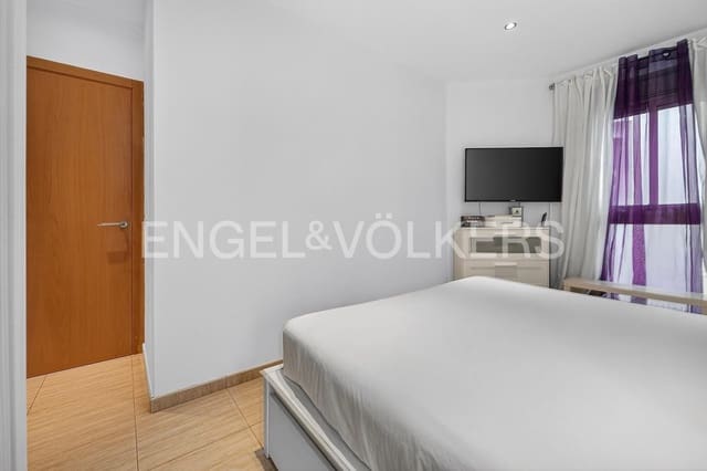 2 quarto Apartamento para venda em El Medano, Granadilla de Abona - 299 000 € (Ref: 9831973)