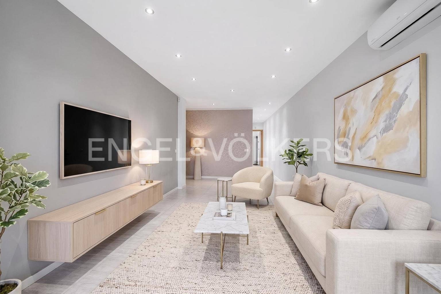 2 bedroom Apartment for sale in El Medano - € 299,000 (Ref: 9831973)