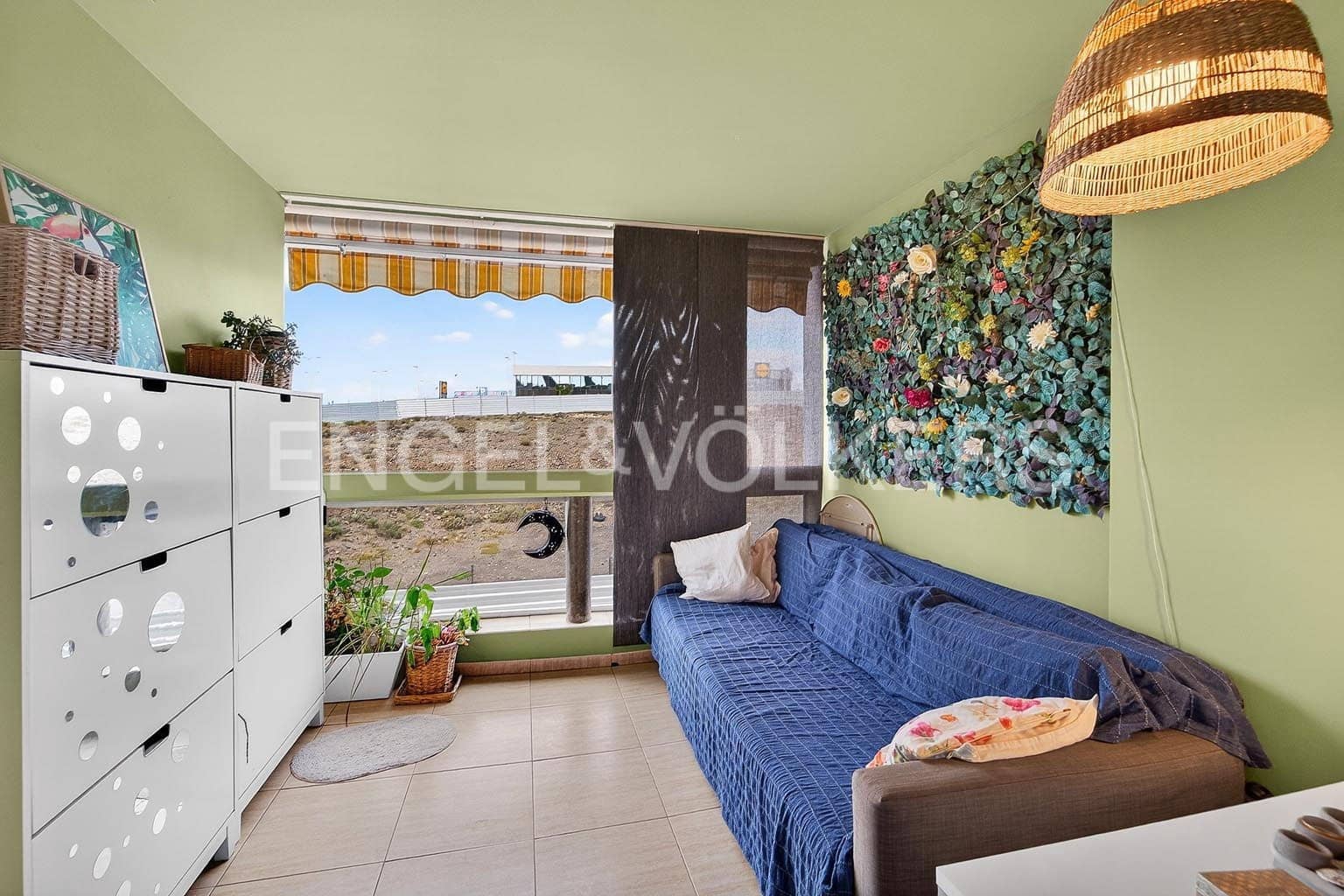 2 bedroom Apartment for sale in El Medano - € 299,000 (Ref: 9831973)