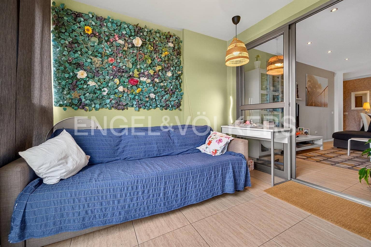 2 bedroom Apartment for sale in El Medano - € 299,000 (Ref: 9831973)