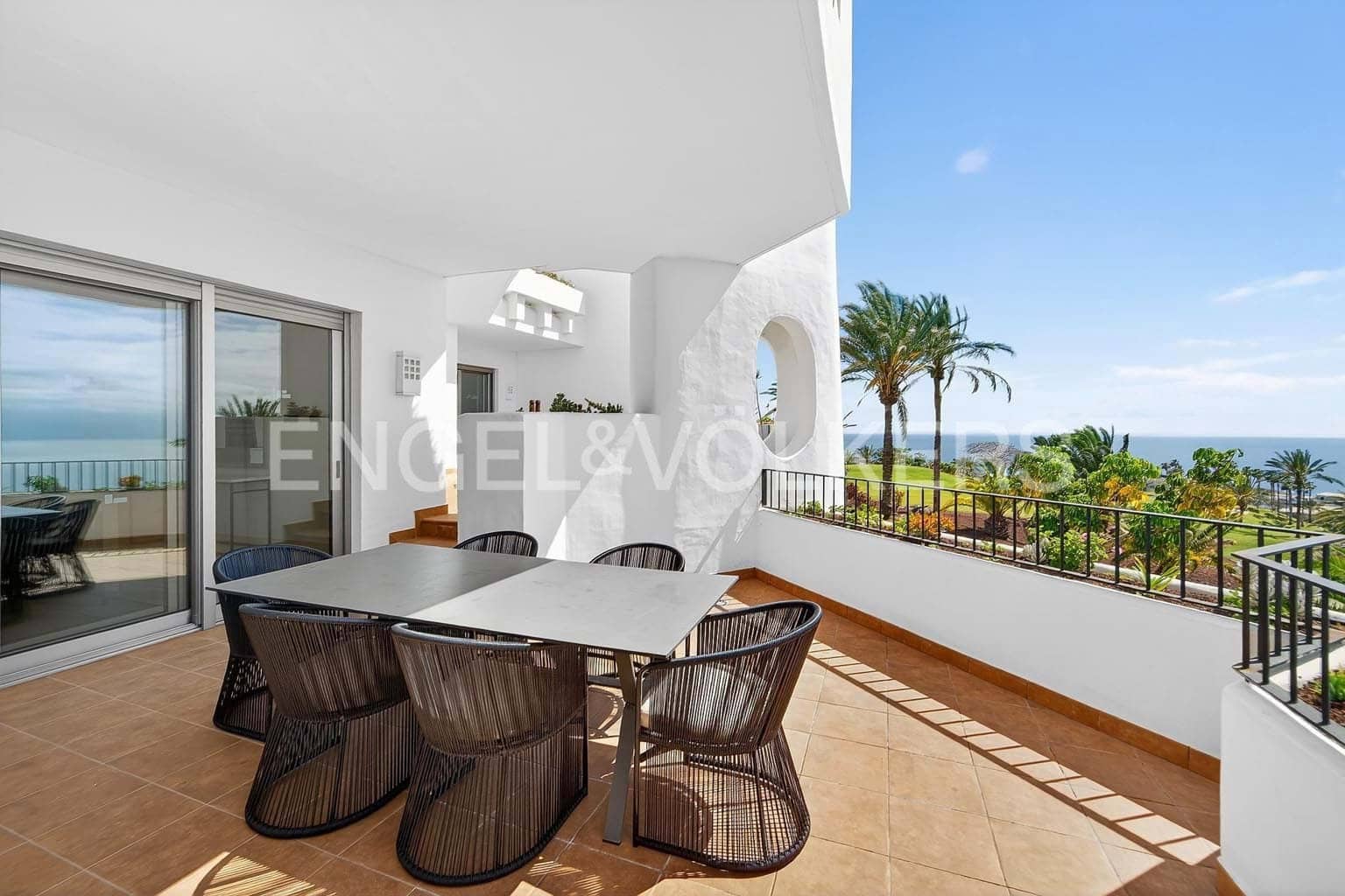 4 soveværelse Lejlighed til salg i Guia de Isora med swimmingpool garage - € 2.200.000 (Ref: 9867459)