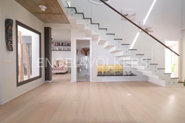 4 soverom Villa til salgs i El Madroñal, Adeje med svømmebasseng garasje - € 2 625 000 (Ref: 9876867)