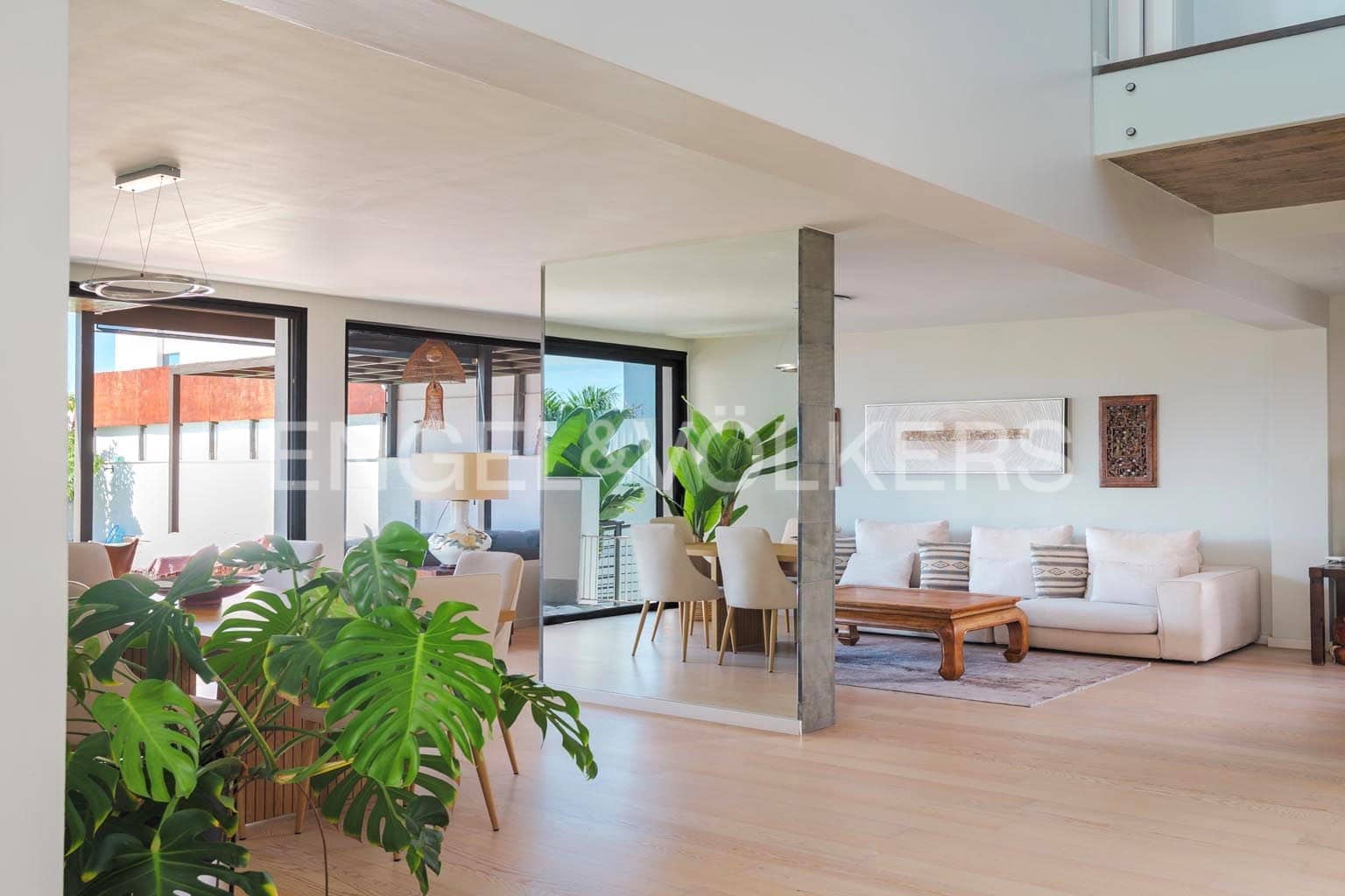 4 soverom Villa til salgs i El Madronal med svømmebasseng garasje - € 2 625 000 (Ref: 9876867)