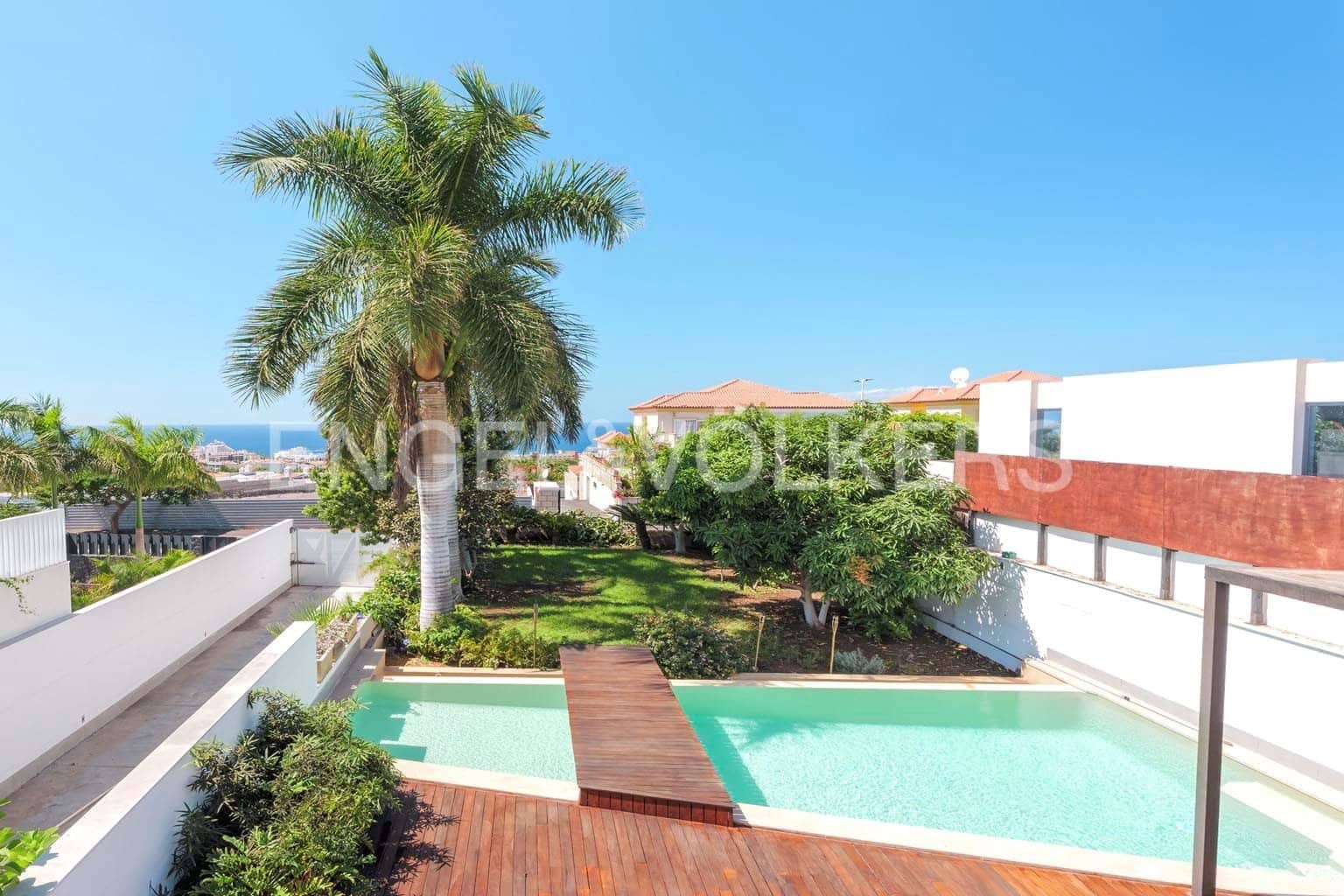 4 soverom Villa til salgs i El Madronal med svømmebasseng garasje - € 2 625 000 (Ref: 9876867)