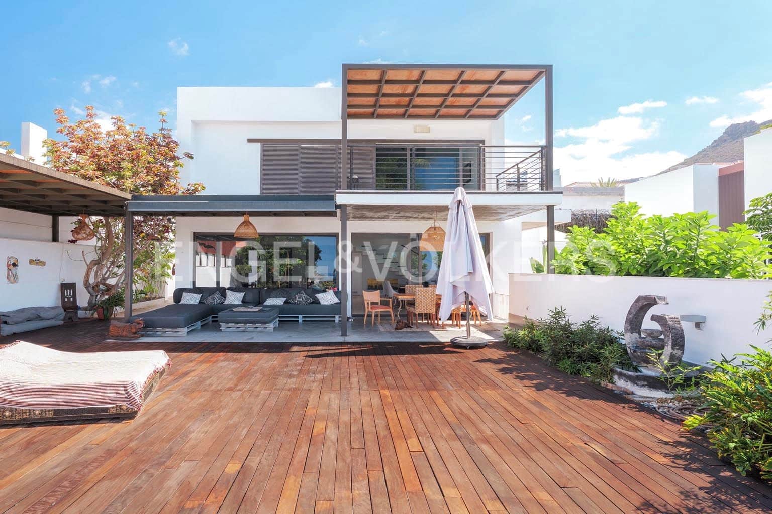 4 soverom Villa til salgs i El Madronal med svømmebasseng garasje - € 2 625 000 (Ref: 9876867)