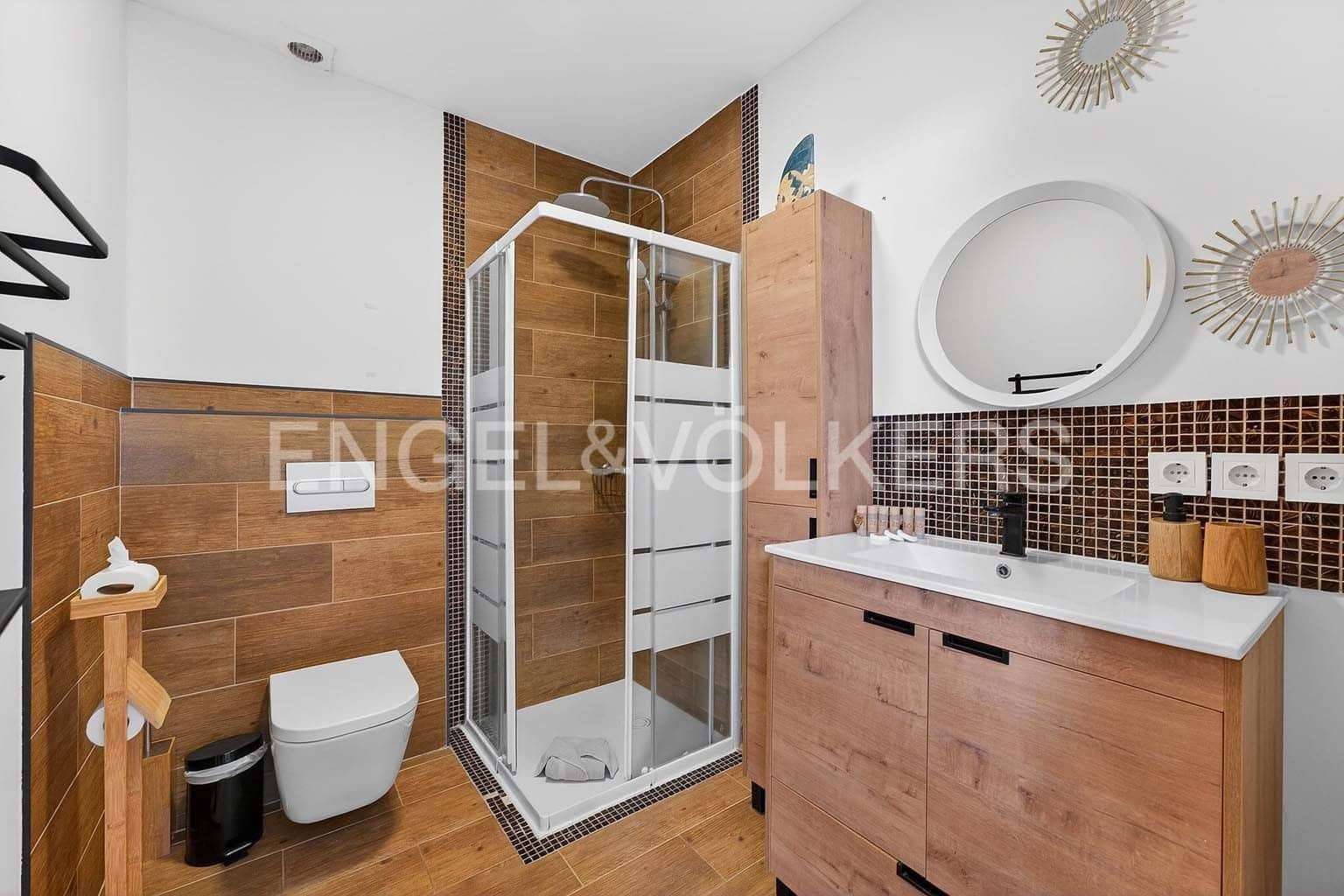 4 slaapkamer Villa te koop in Arona met zwembad - € 810.000 (Ref: 9890951)