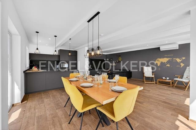 4 soverom Villa til salgs i Arona med svømmebasseng - € 810 000 (Ref: 9890951)