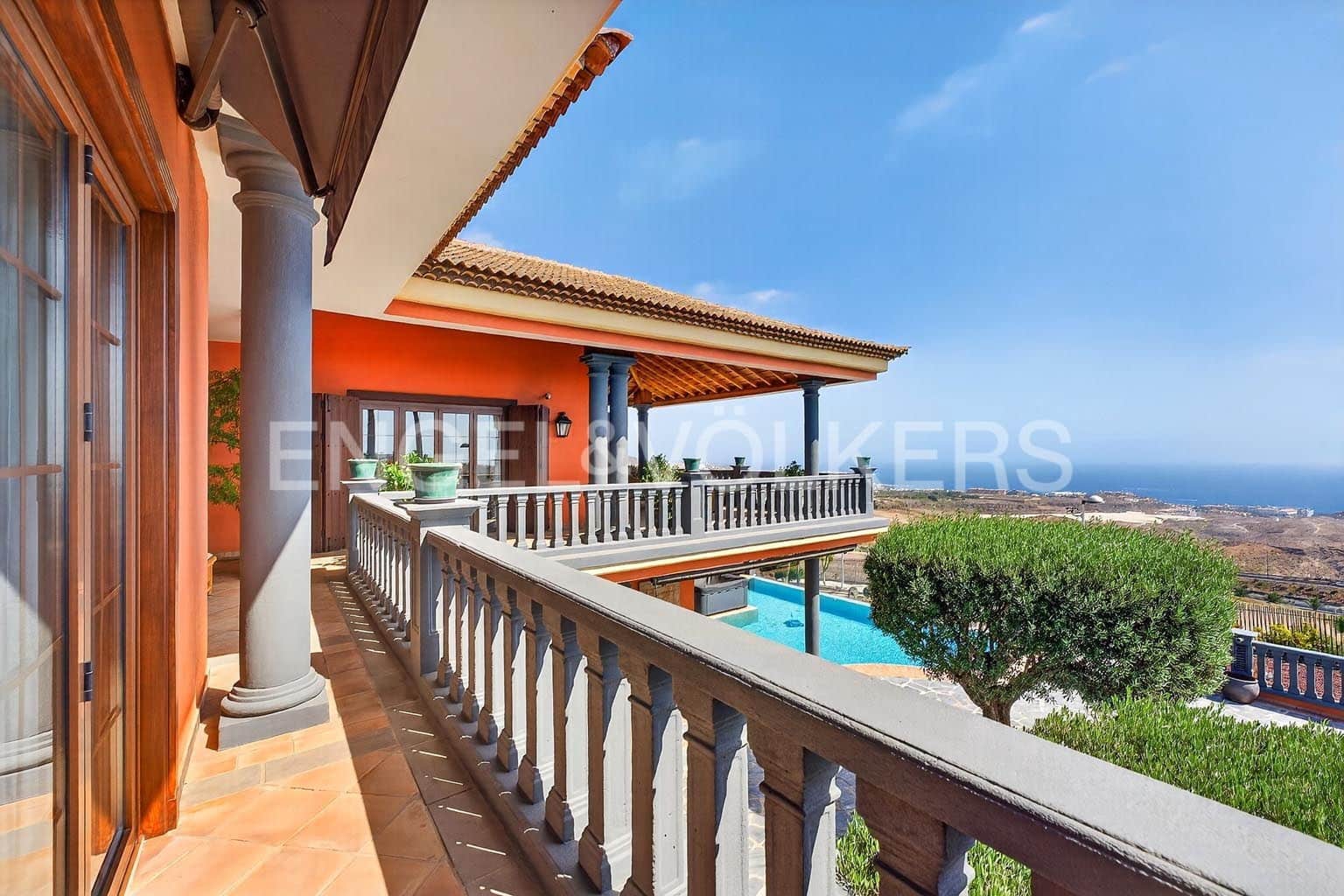4 chambre Villa/Maison à vendre à Adeje avec piscine garage - 3 250 000 € (Ref: 9895152)