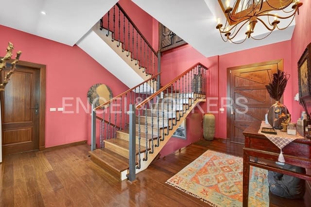4 chambre Villa/Maison à vendre à Adeje avec piscine garage - 3 250 000 € (Ref: 9895152)