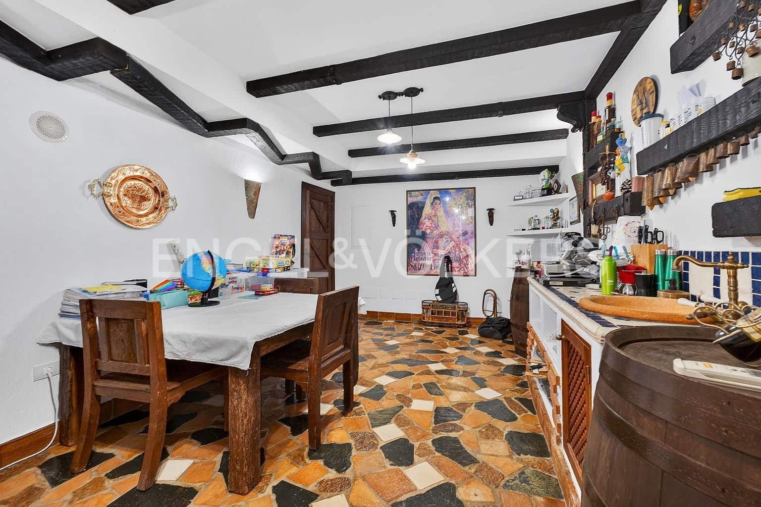 4 chambre Villa/Maison à vendre à Adeje avec piscine garage - 3 250 000 € (Ref: 9895152)