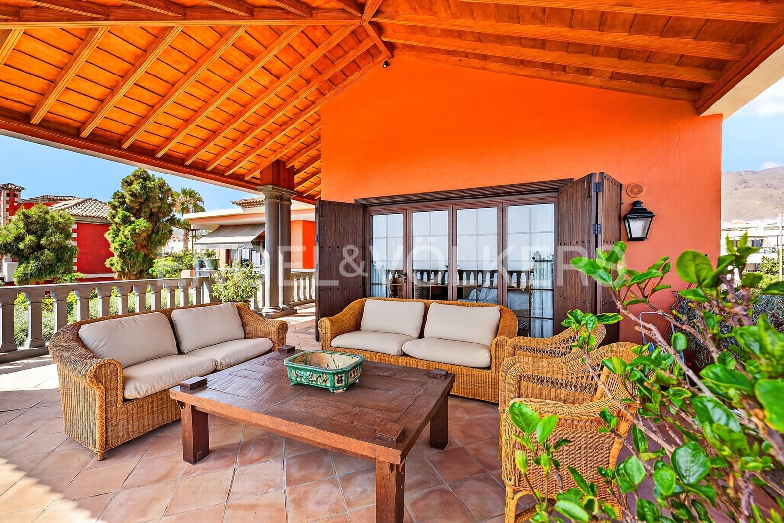 4 chambre Villa/Maison à vendre à Adeje avec piscine garage - 3 250 000 € (Ref: 9895152)