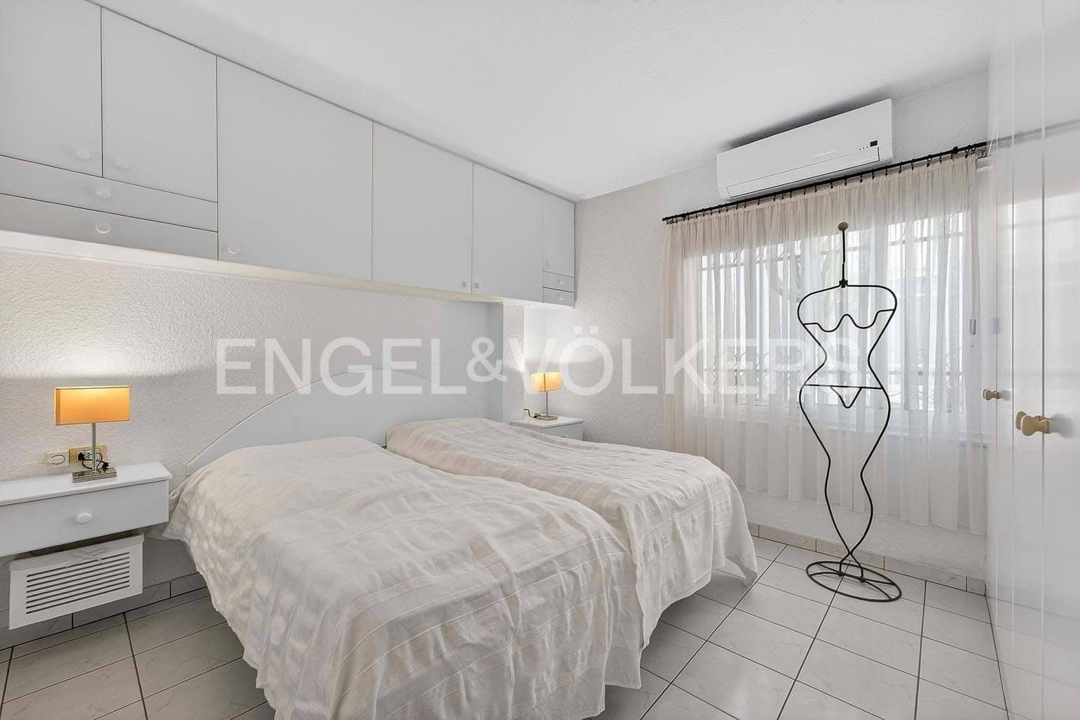 1 sypialnia Apartament na sprzedaż w Costa Adeje z basenem - 320 000 € (Ref: 9902098)