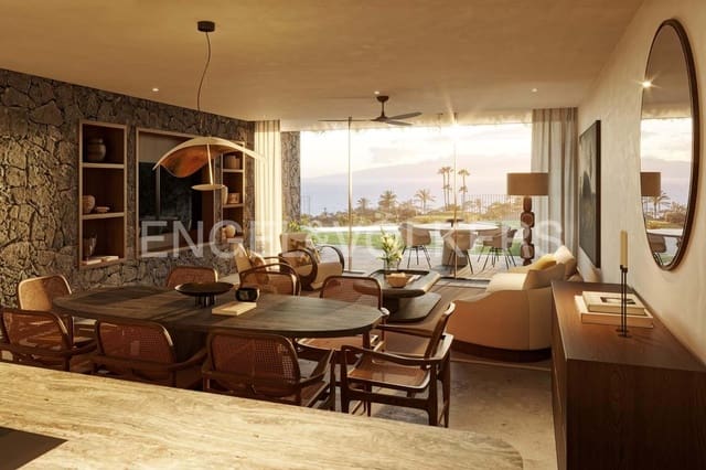 2 chambre Villa/Maison à vendre à Guía de Isora avec piscine garage - 1 350 000 € (Ref: 9911972)
