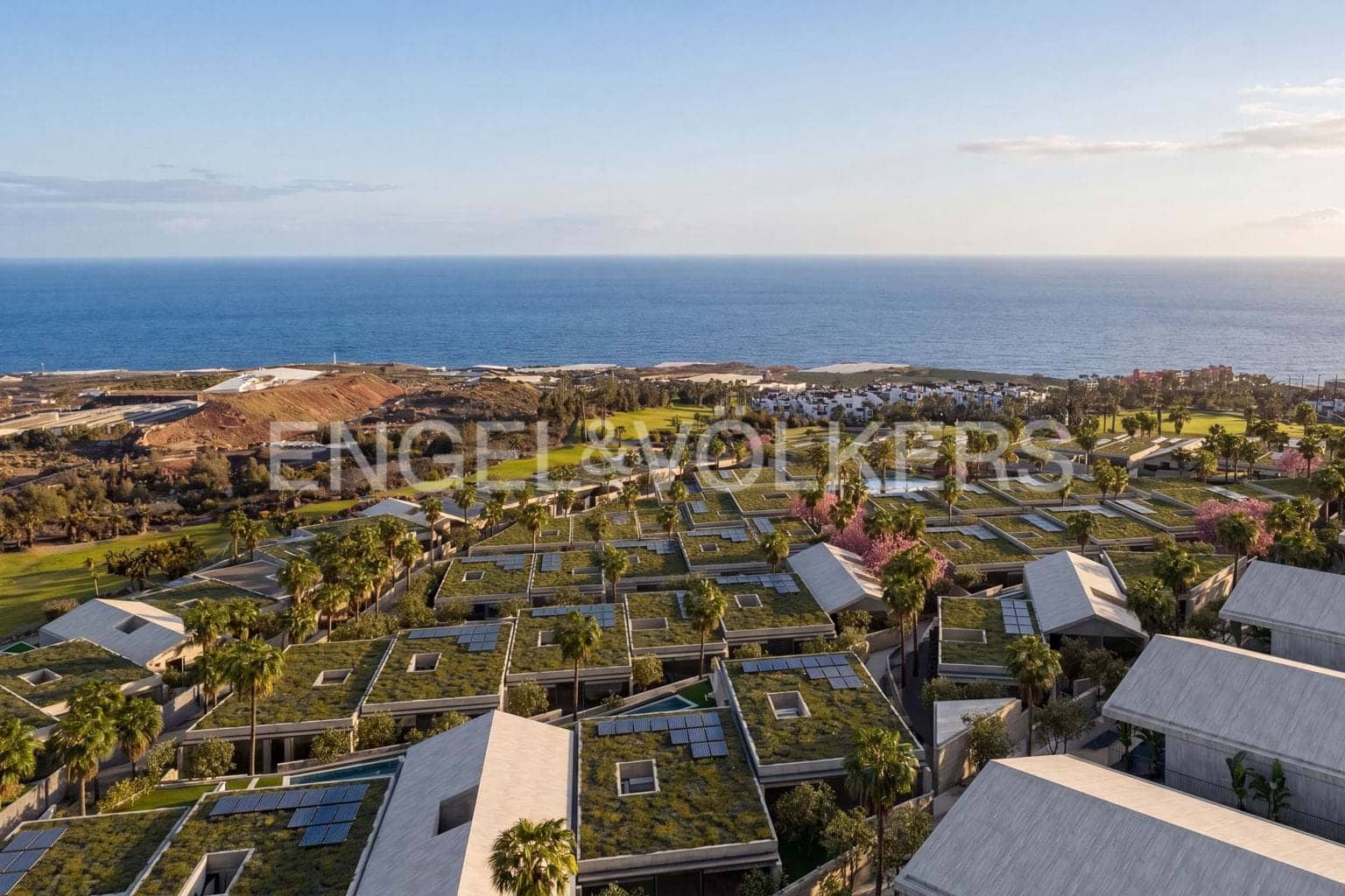 2 bedroom Villa for sale in Playa San Juan with pool garage - € 1,350,000 (Ref: 9911972)