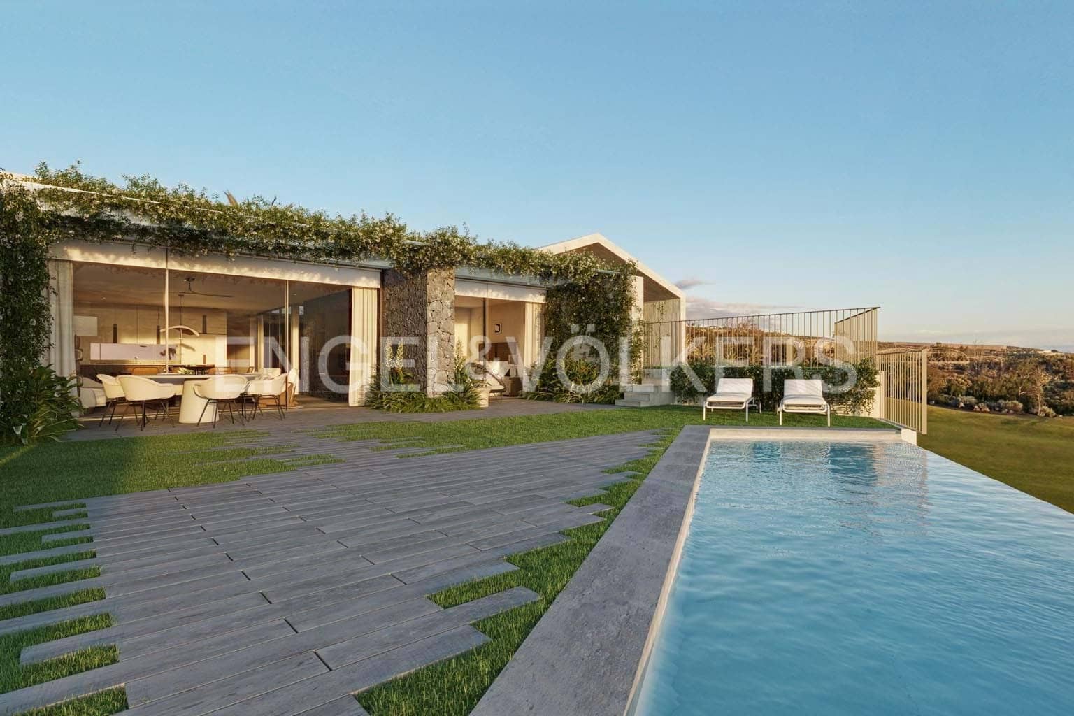 4 bedroom Villa for sale in Guia de Isora with pool garage - € 2,630,000 (Ref: 9918775)