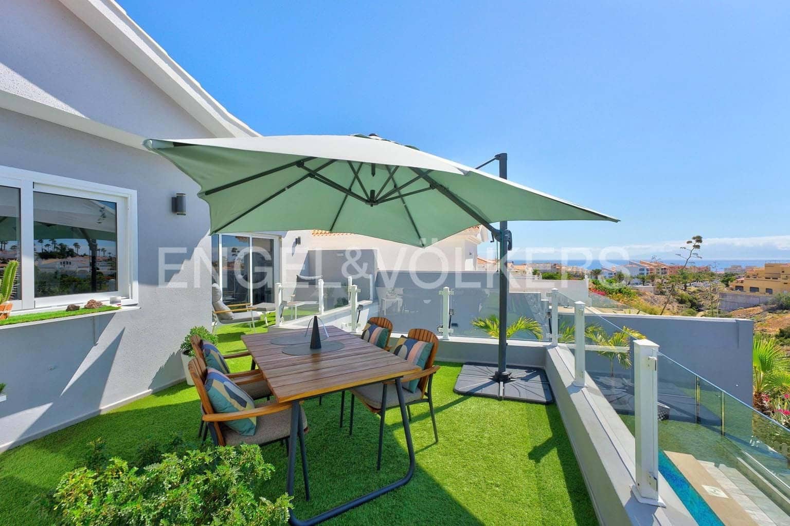 3 slaapkamer Villa te koop in Callao Salvaje met zwembad garage - € 1.290.000 (Ref: 9924856)