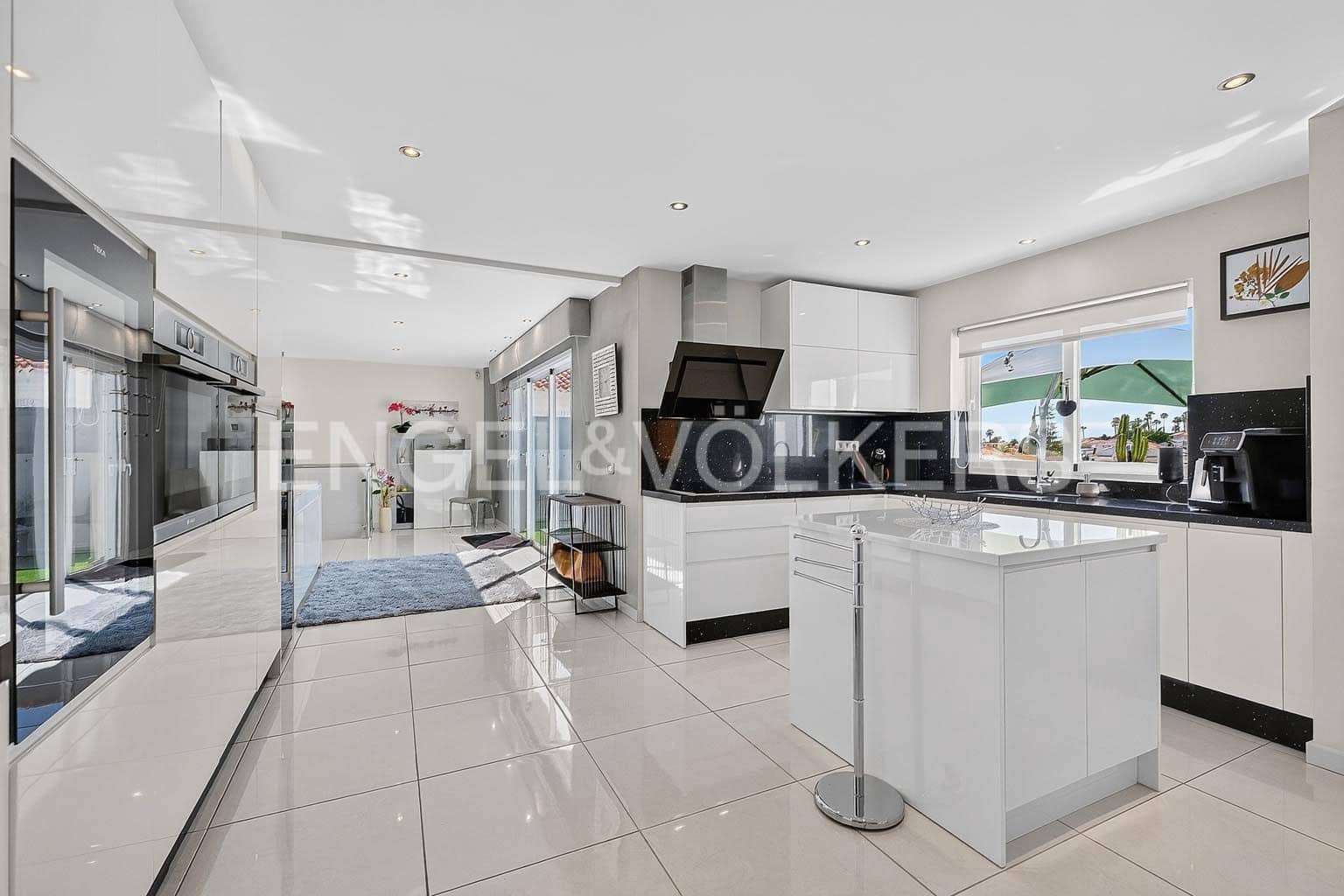 3 slaapkamer Villa te koop in Callao Salvaje met zwembad garage - € 1.290.000 (Ref: 9924856)