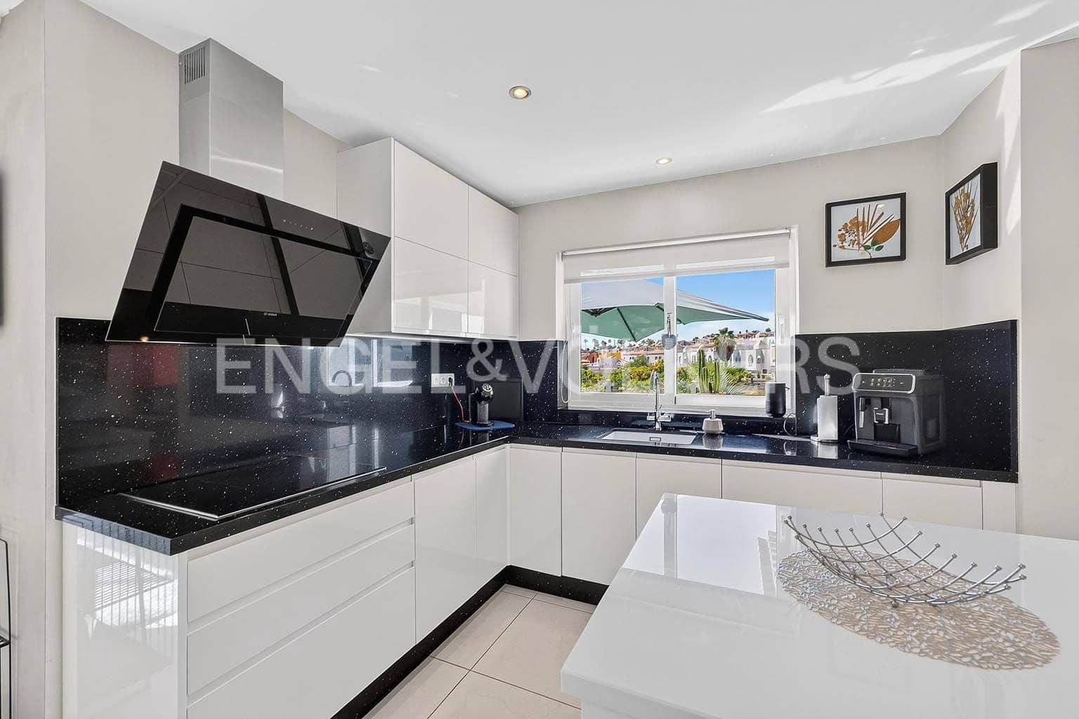 3 slaapkamer Villa te koop in Callao Salvaje met zwembad garage - € 1.290.000 (Ref: 9924856)
