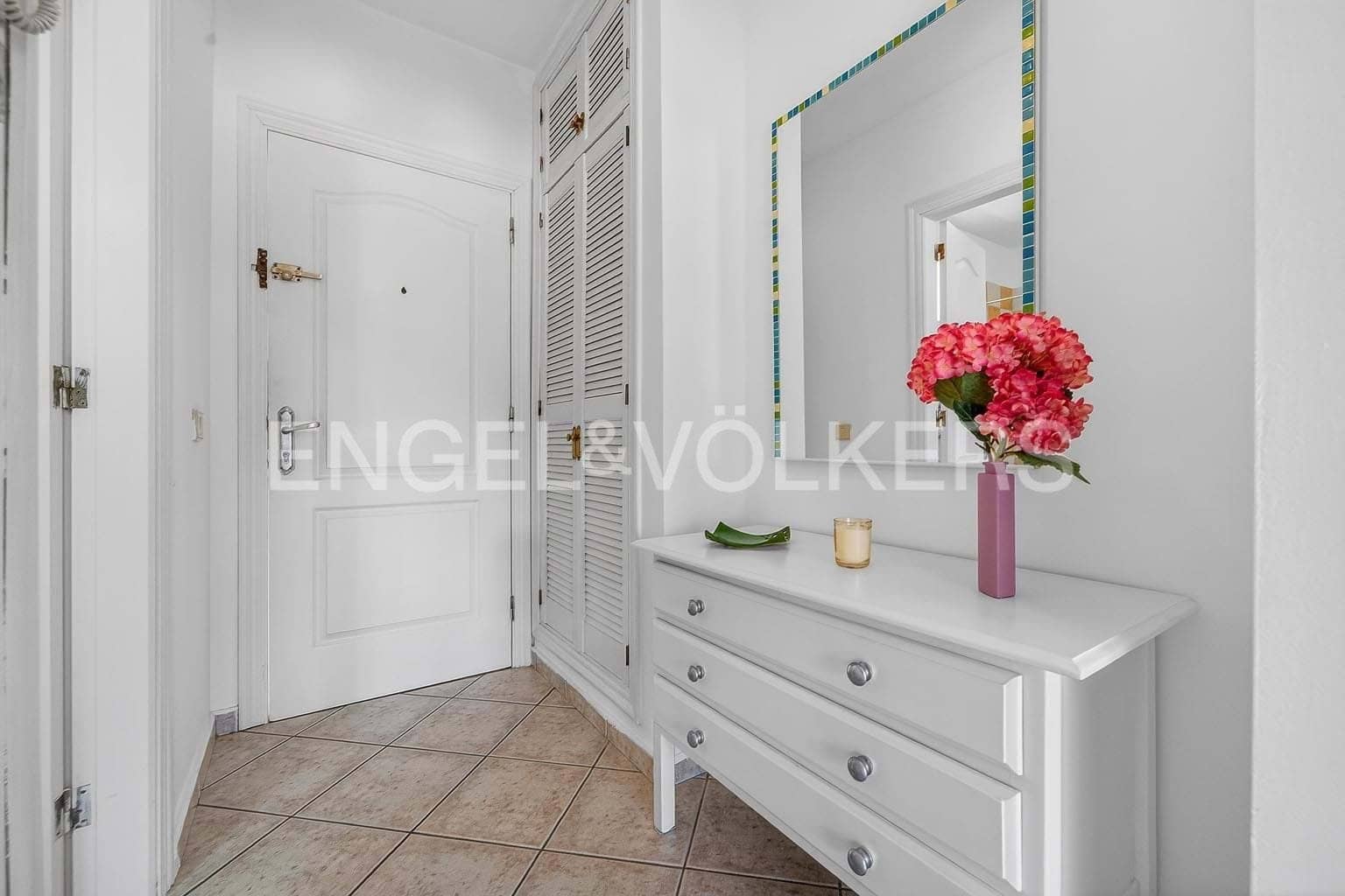 2 bedroom Apartment for sale in Roque del Conde with pool - € 299,000 (Ref: 9928337)