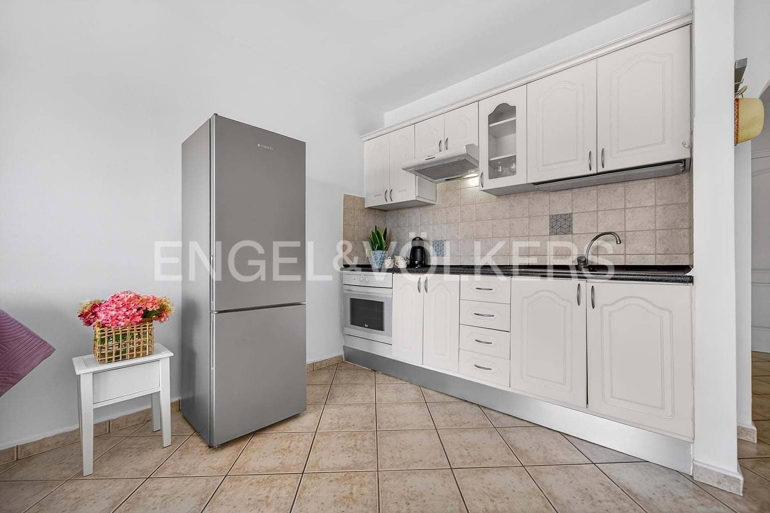 2 bedroom Apartment for sale in Roque del Conde with pool - € 299,000 (Ref: 9928337)