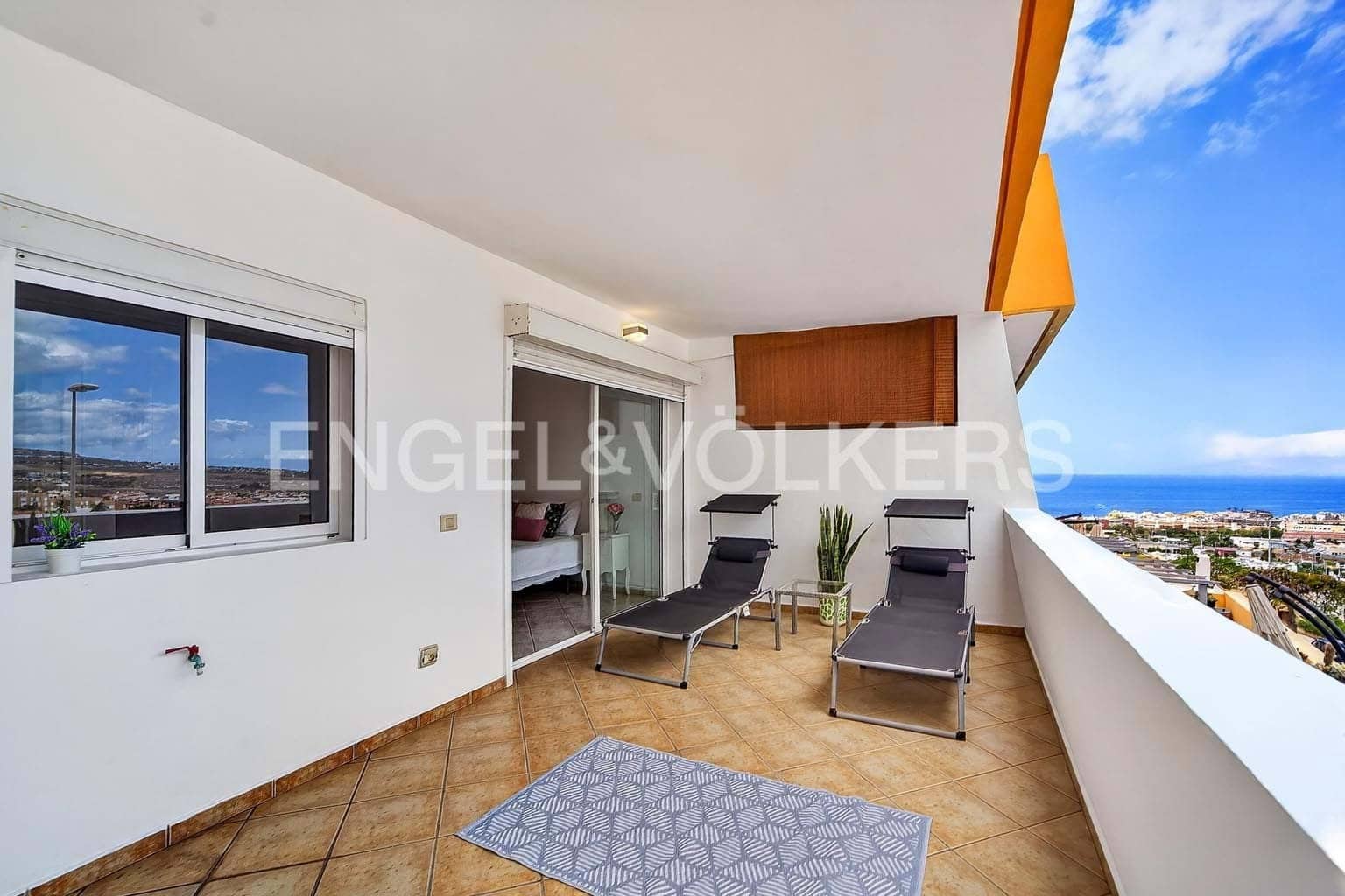 2 bedroom Apartment for sale in Roque del Conde with pool - € 299,000 (Ref: 9928337)