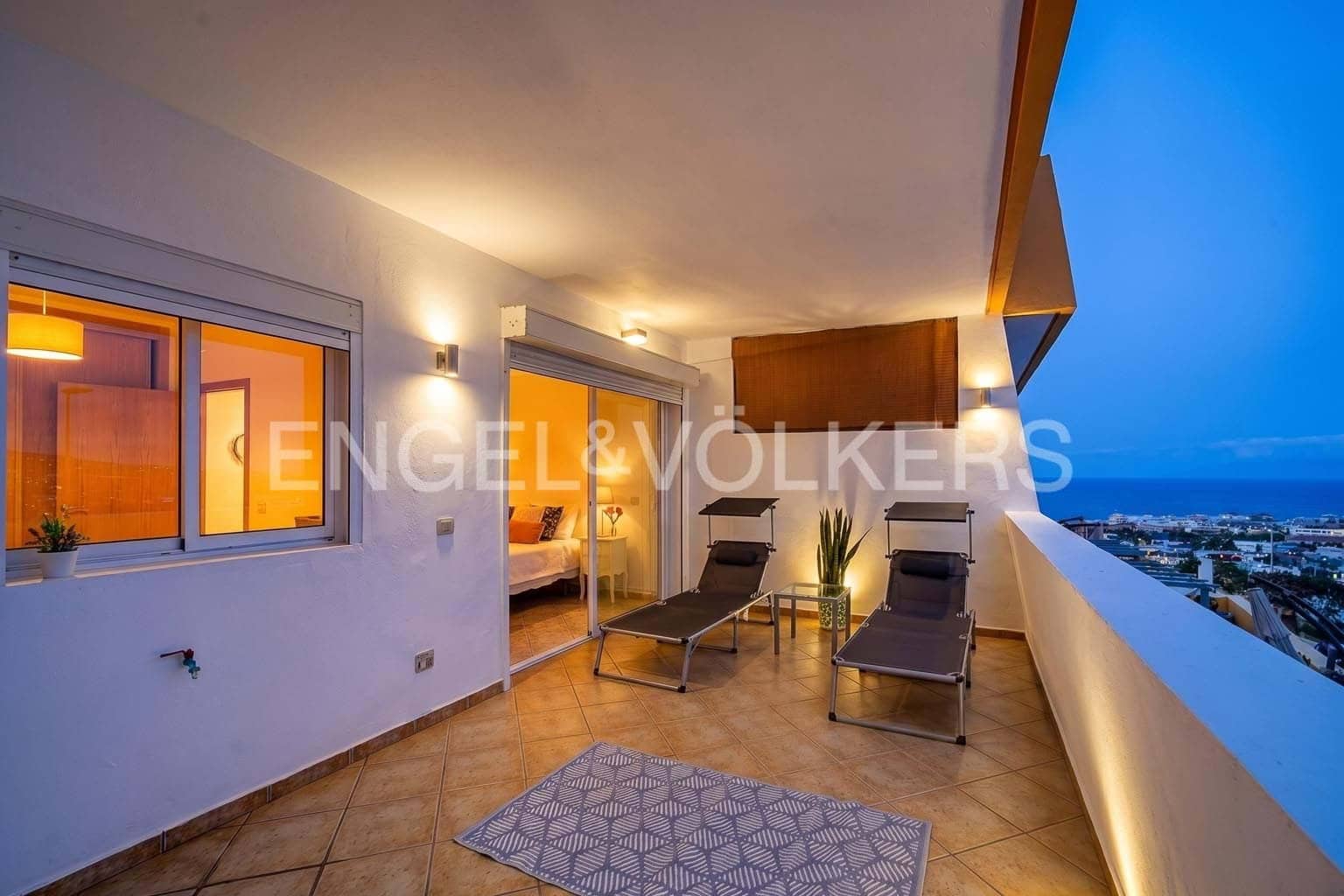 2 bedroom Apartment for sale in Roque del Conde with pool - € 299,000 (Ref: 9928337)