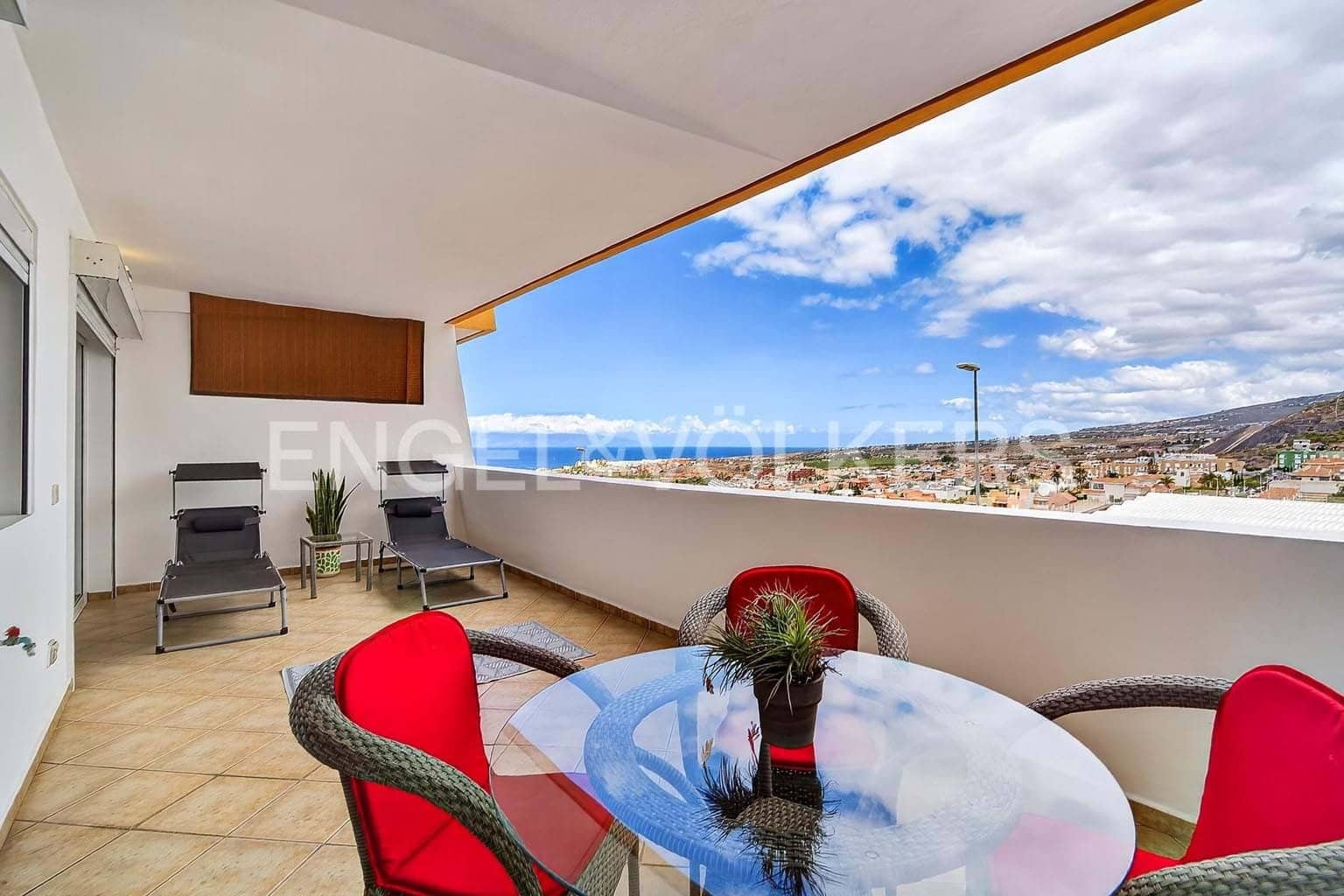 2 bedroom Apartment for sale in Roque del Conde with pool - € 299,000 (Ref: 9928337)