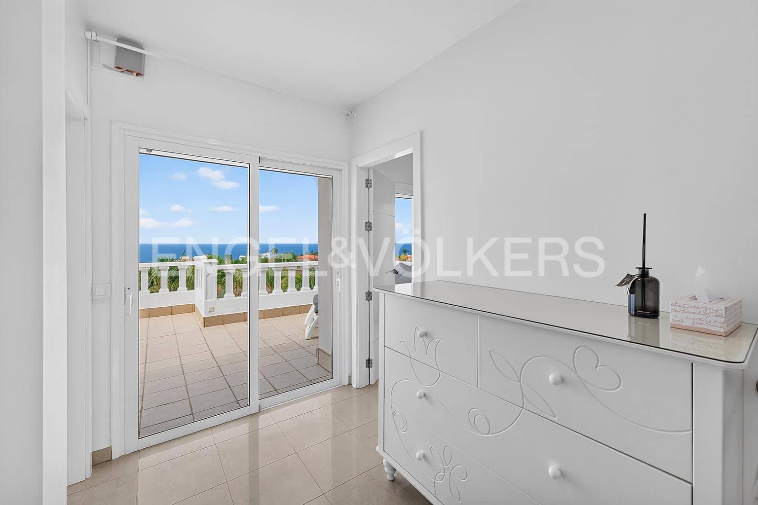 4 sypialnia Willa na sprzedaż w Callao Salvaje z basenem garażem - 1 495 000 € (Ref: 9965886)