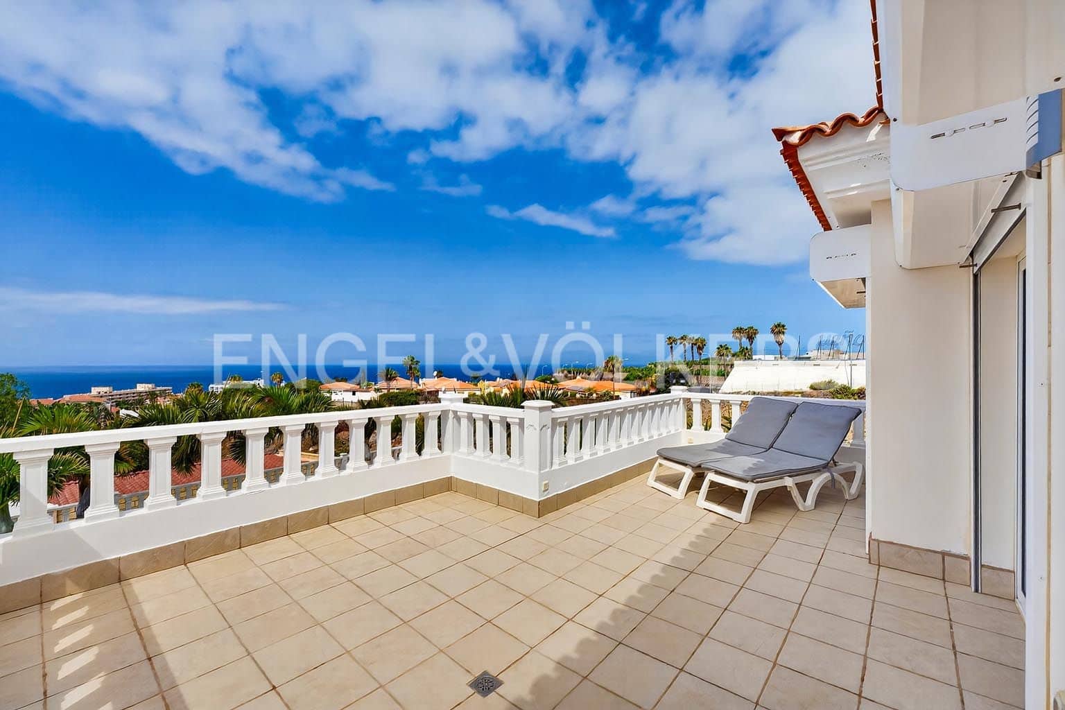 4 sypialnia Willa na sprzedaż w Callao Salvaje z basenem garażem - 1 495 000 € (Ref: 9965886)