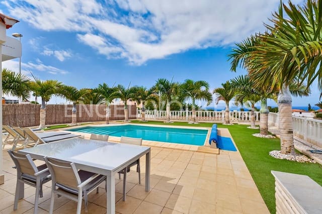 4 sypialnia Willa na sprzedaż w Callao Salvaje, Adeje z basenem garażem - 1 495 000 € (Ref: 9965886)