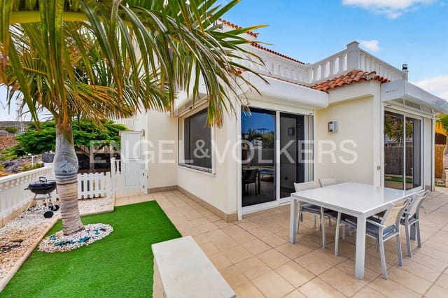 4 sypialnia Willa na sprzedaż w Callao Salvaje, Adeje z basenem garażem - 1 495 000 € (Ref: 9965886)