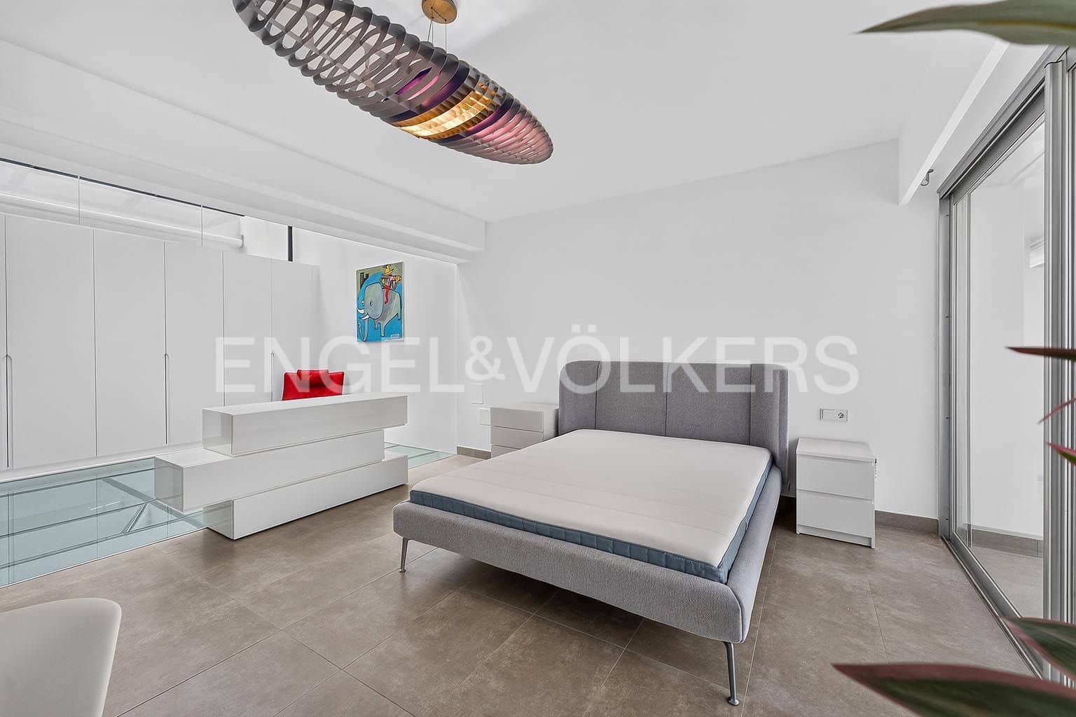 2 slaapkamer Appartement te koop in La Caleta met zwembad - € 1.590.000 (Ref: 9973814)