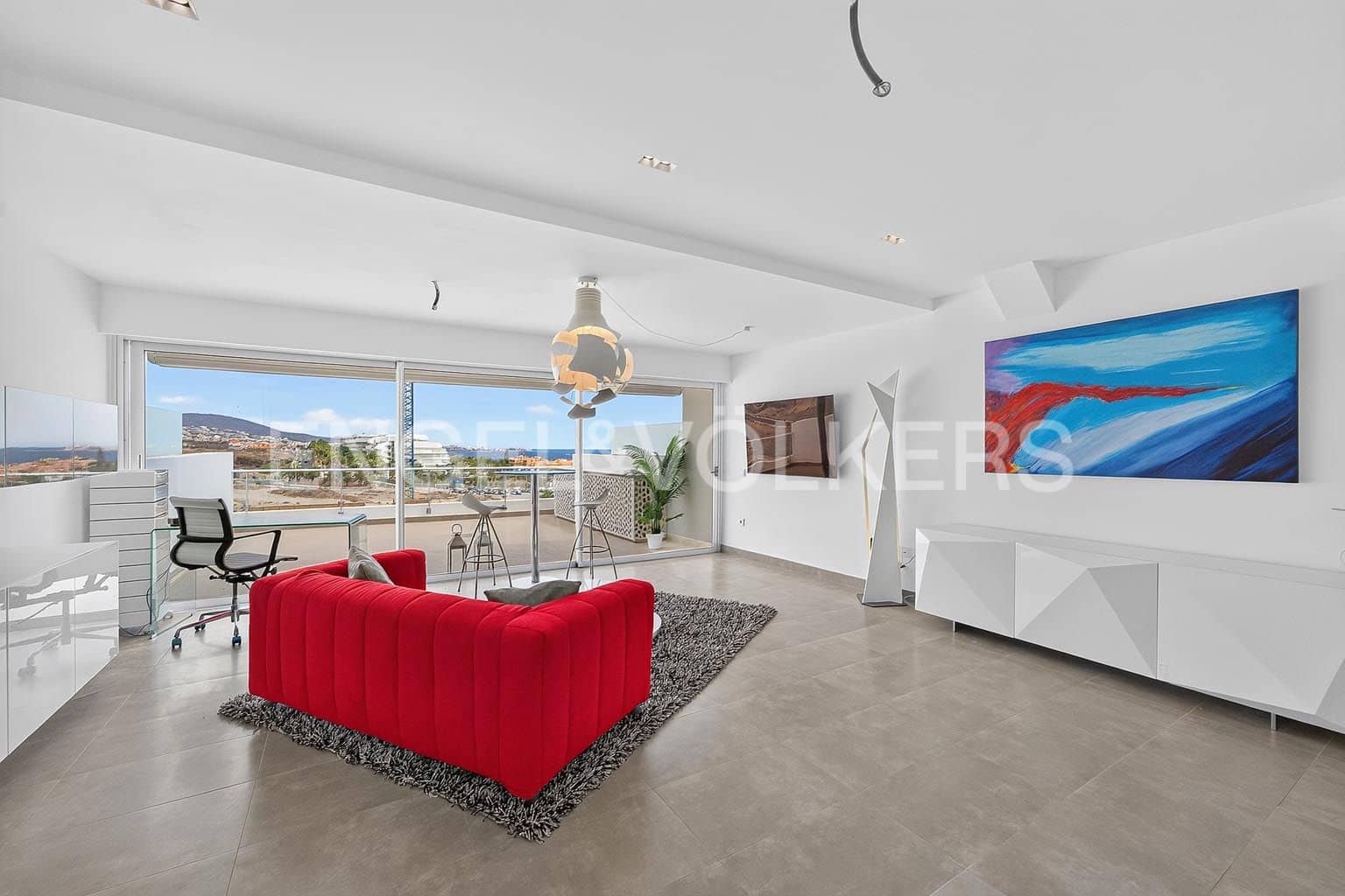 2 slaapkamer Appartement te koop in La Caleta met zwembad - € 1.590.000 (Ref: 9973814)
