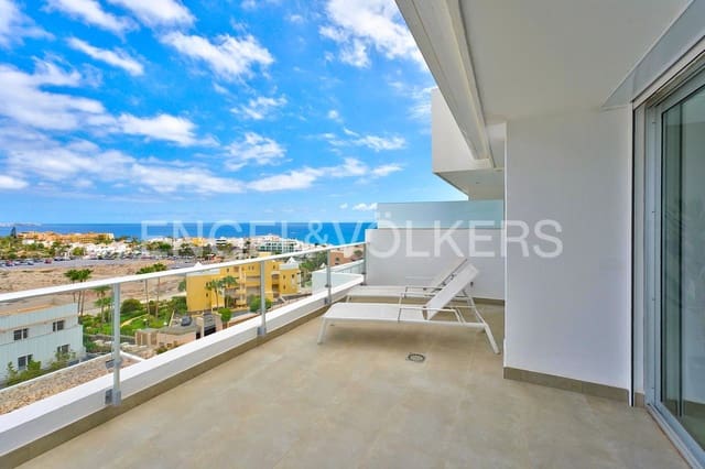 2 slaapkamer Appartement te koop in La Caleta, Valverde met zwembad - € 1.590.000 (Ref: 9973814)