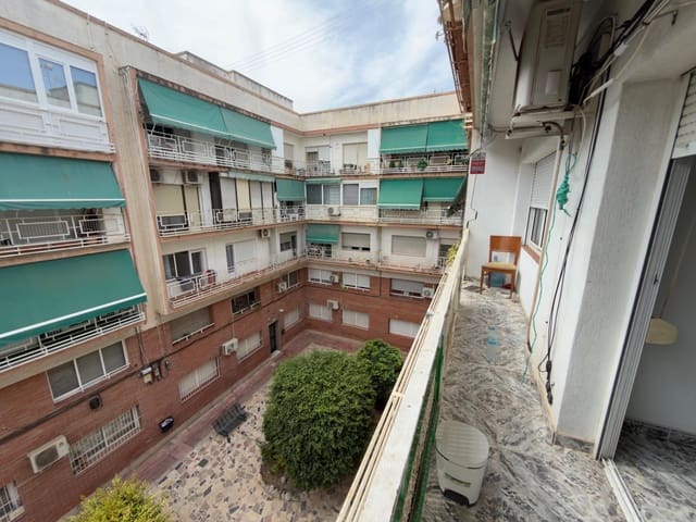 4 soveværelse Lejlighed til salg i Alicante by - € 179.000 (Ref: 10003786)