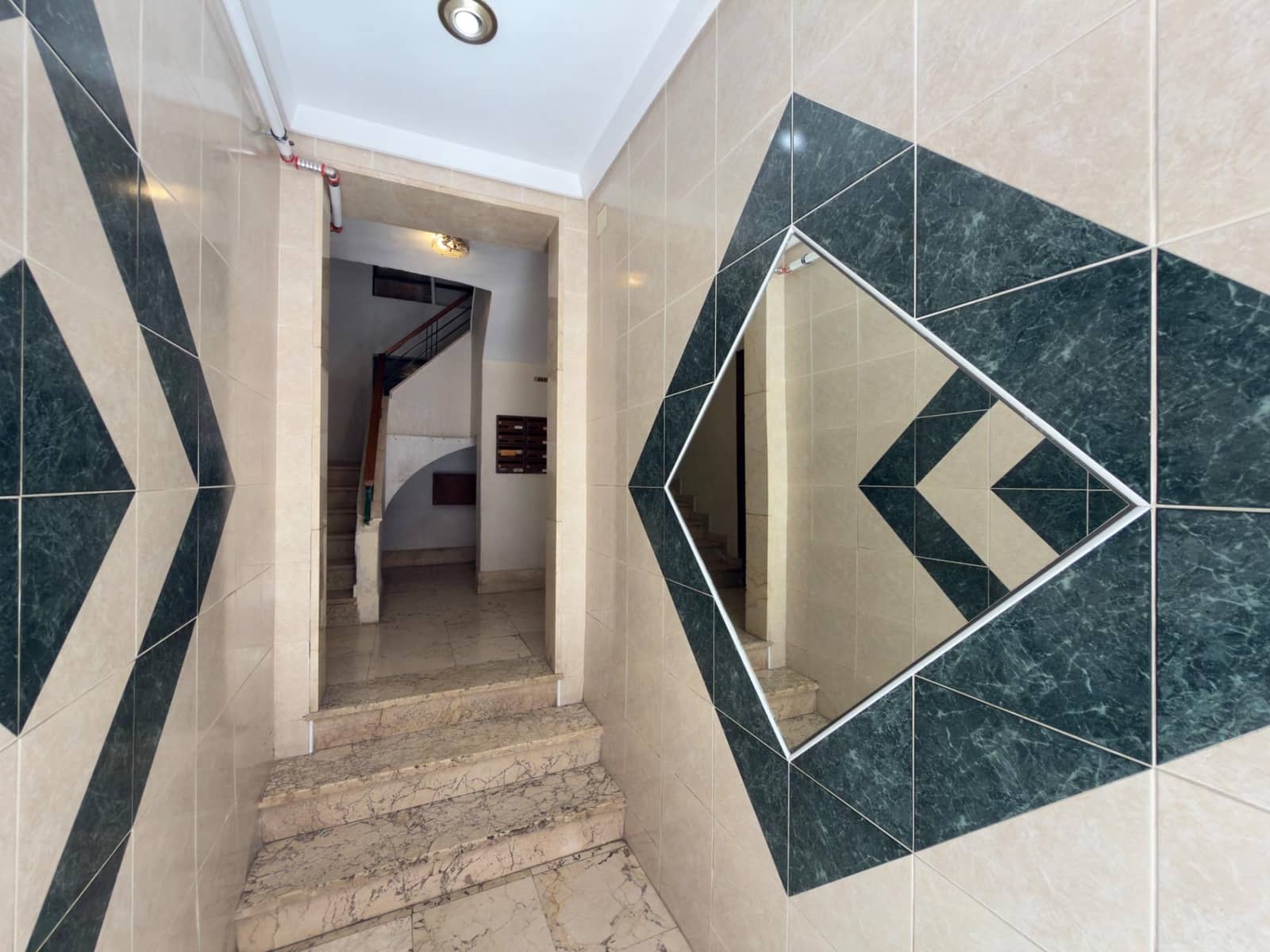 4 soveværelse Lejlighed til salg i Alicante by - € 179.000 (Ref: 10003786)