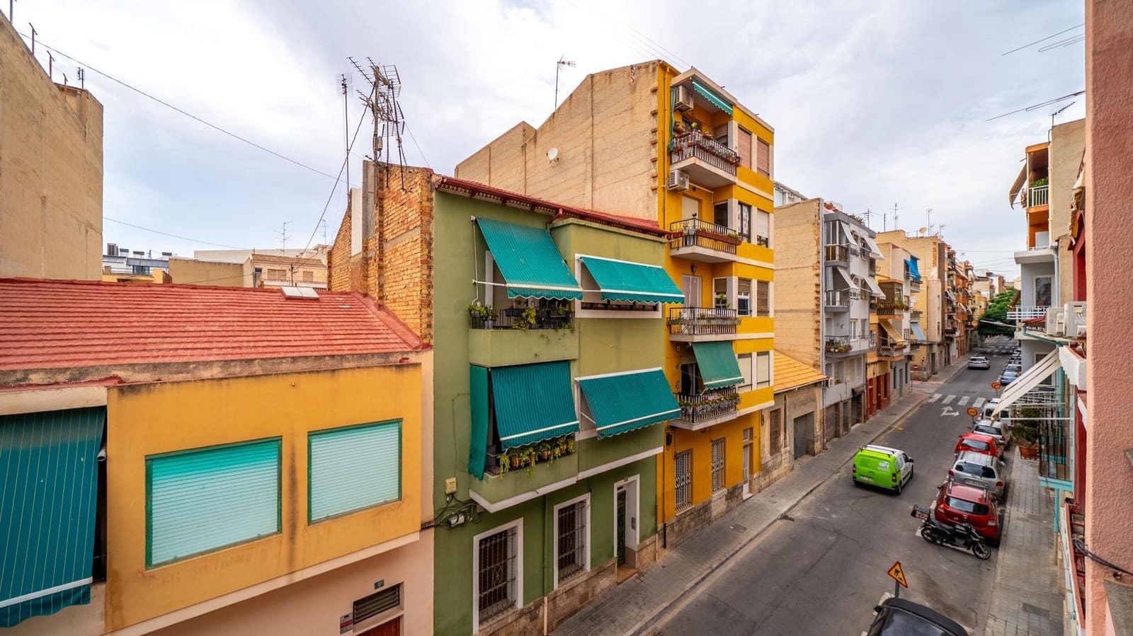 4 soveværelse Lejlighed til salg i Alicante by - € 199.500 (Ref: 10003788)