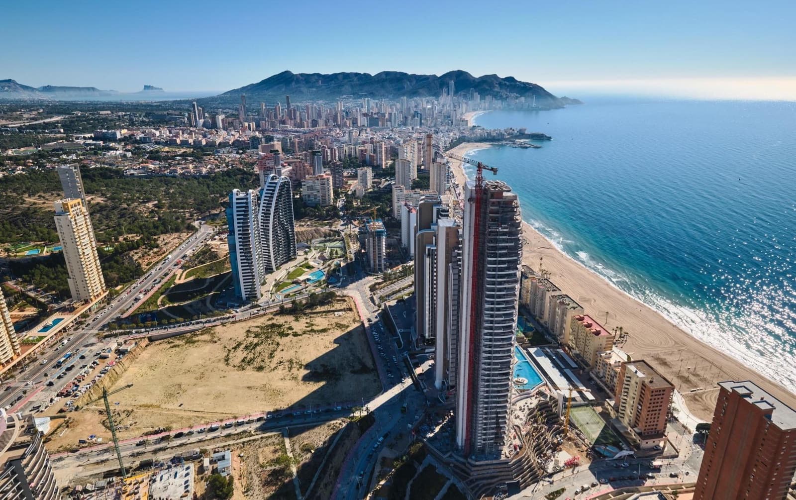 2 soveværelse Lejlighed til salg i Benidorm med swimmingpool - € 680.000 (Ref: 10003789)