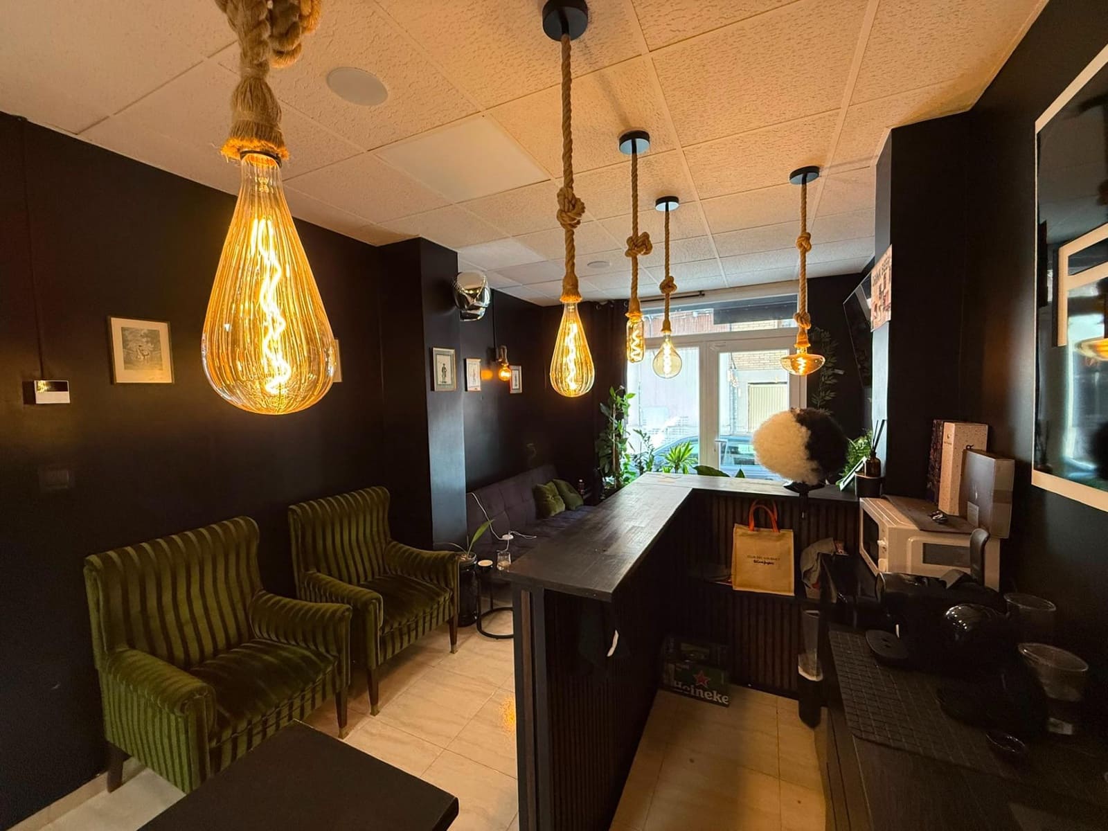 3 Zimmer Gewerbe zu verkaufen in Alicante / Alacant Stadt - 26.000 € (Ref: 10009202)