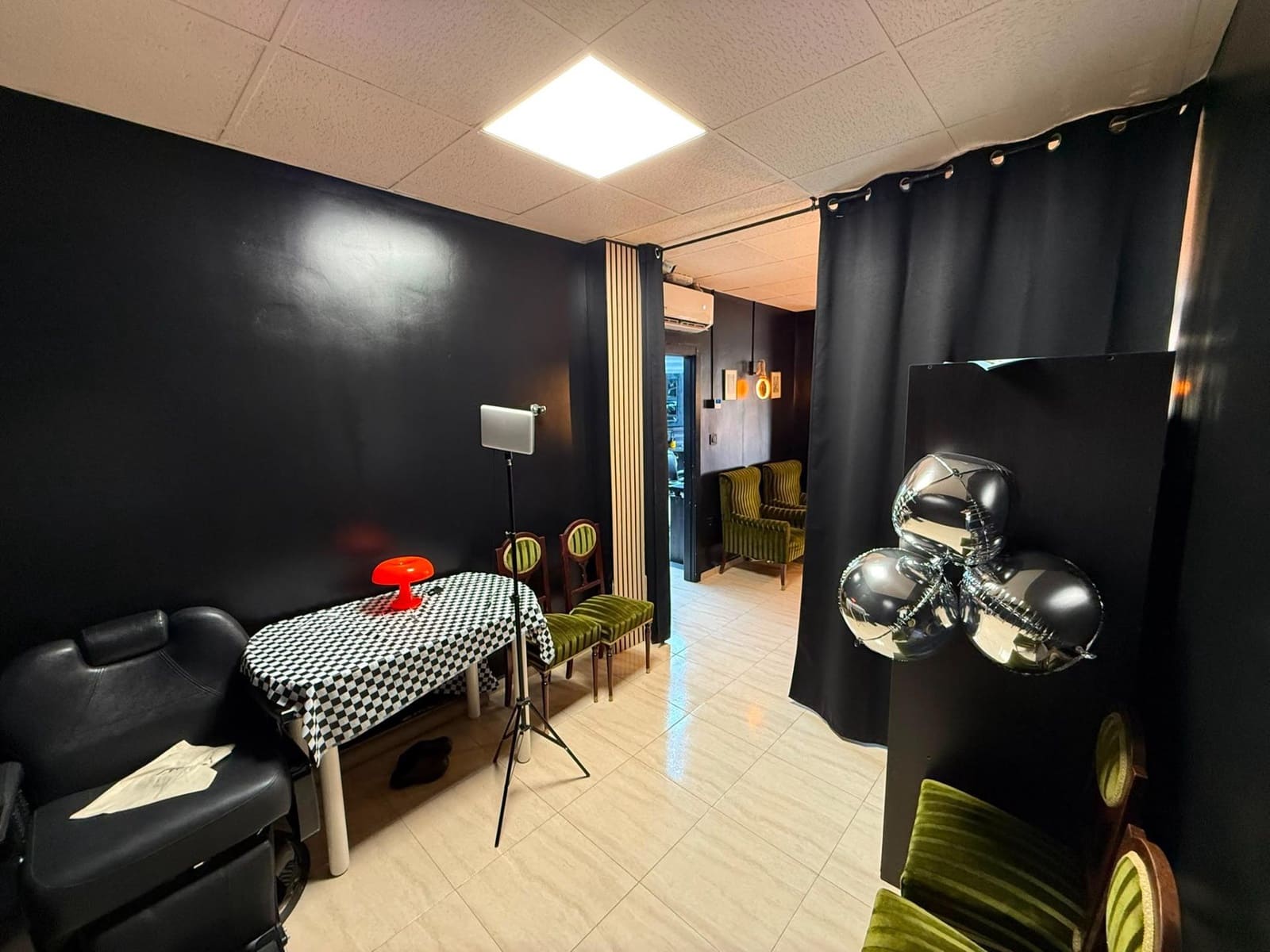 3 Zimmer Gewerbe zu verkaufen in Alicante / Alacant Stadt - 26.000 € (Ref: 10009202)