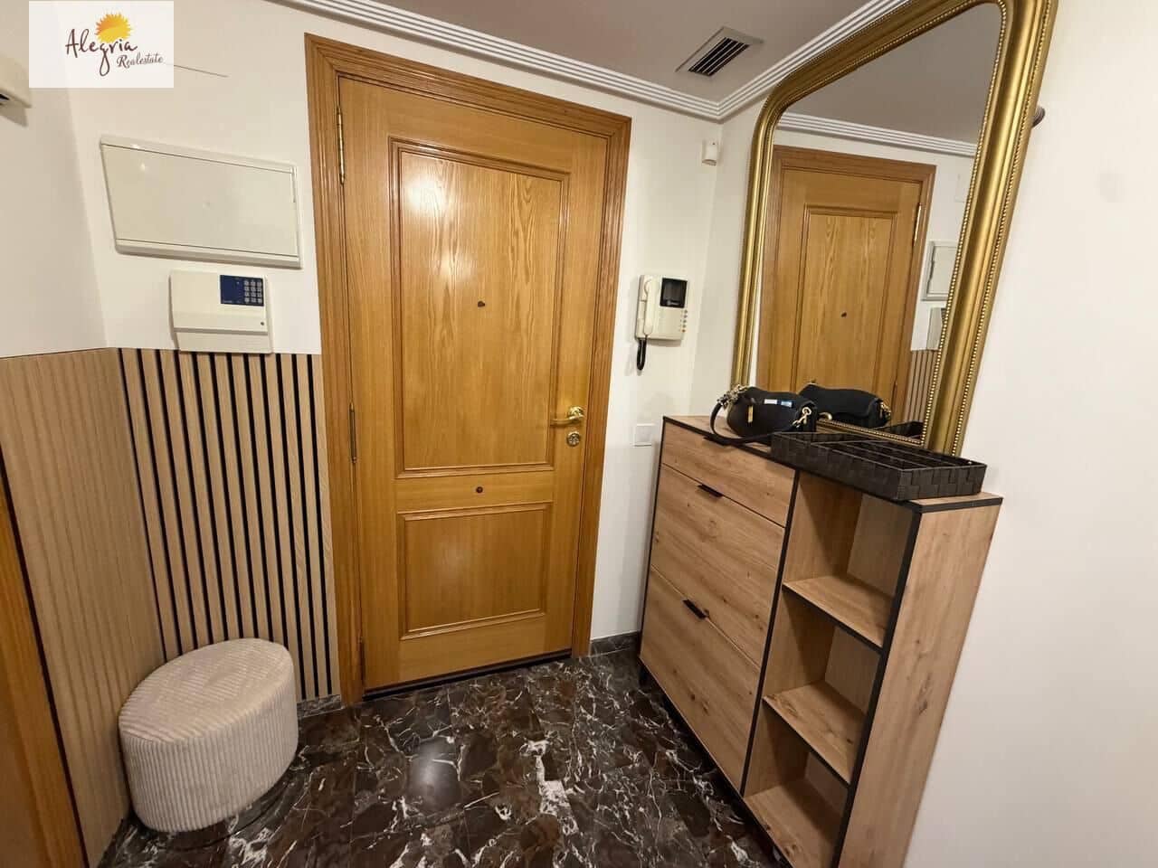 Appartement de 3 chambres à louer à Valence ville avec garage - 2 300 € (Ref: 10011552)