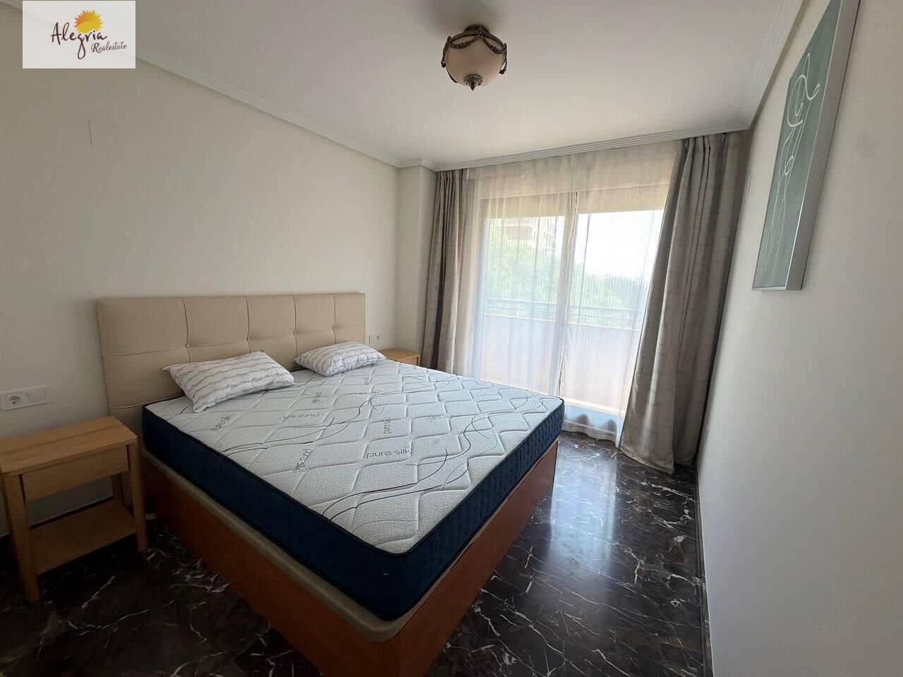 Appartement de 3 chambres à louer à Valence ville avec garage - 2 300 € (Ref: 10011552)