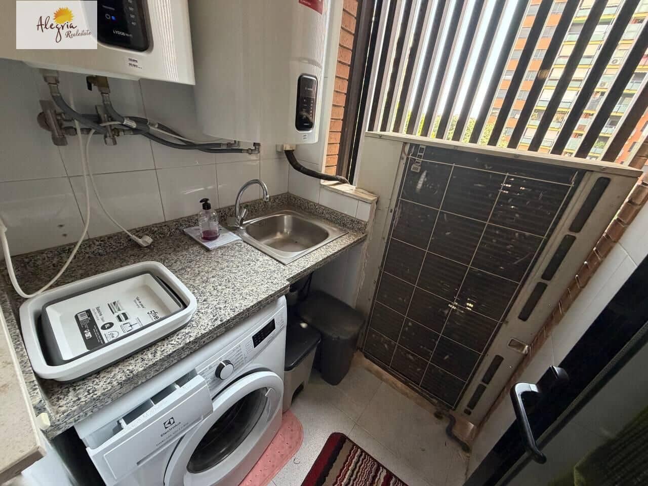 Appartement de 3 chambres à louer à Valence ville avec garage - 2 300 € (Ref: 10011552)